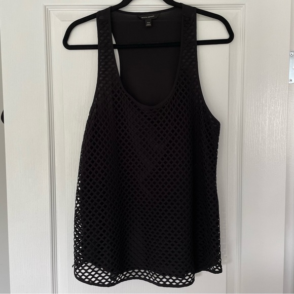 BANANA REPUBLIC | Lined Mesh Front Racer Back Tank - Size M - Picture 2 of 7